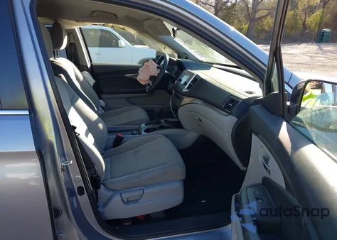 2019 Honda Pilot Lx from USA, damaged, VIN 5FNYF6H17KB086820